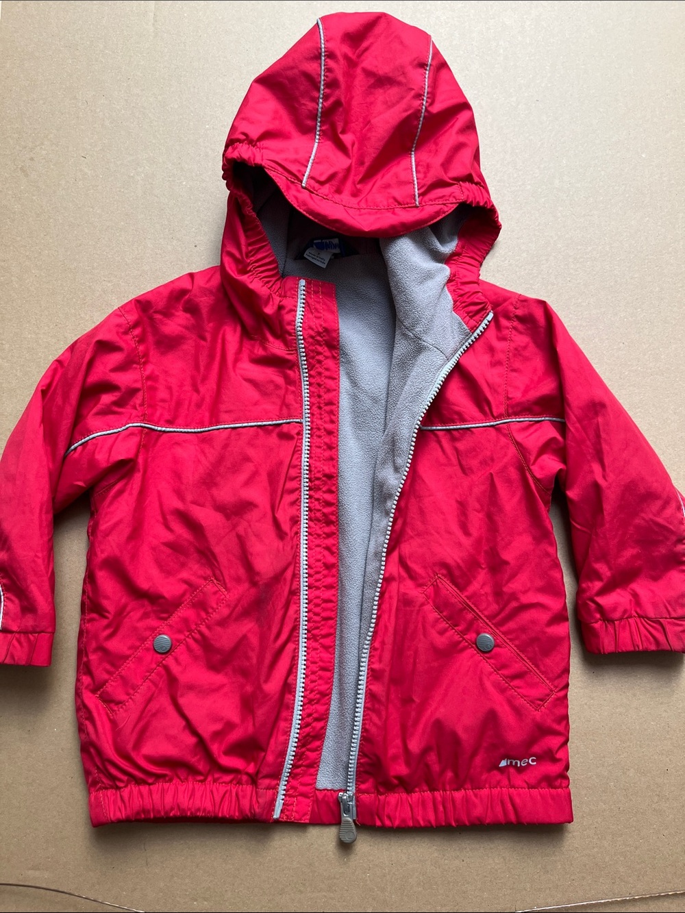 MEC Fleece Lined Hooded Rain Jacket Visor Water Resistant Red Toddler Size 3T